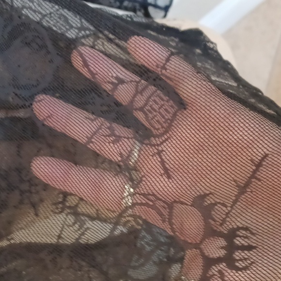 KILLSTAR XXL BLACK LACE MISS GUIDANCE TOP LONG-SLEEVED LACE UP FRONT BIG HOOD - Picture 6 of 12